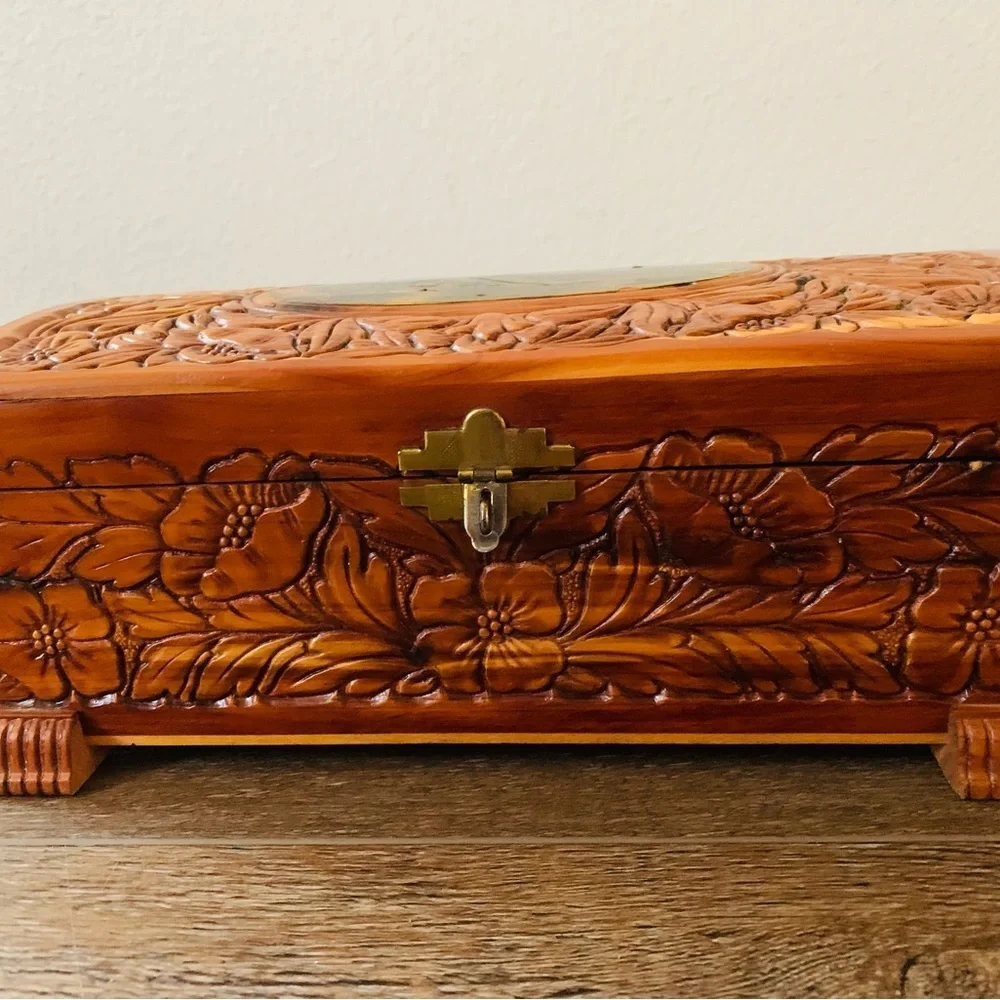 Wooden box with mirror